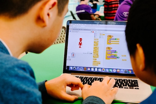 Scratch Coding: Explore the Best STEAM Tools to Ue With It