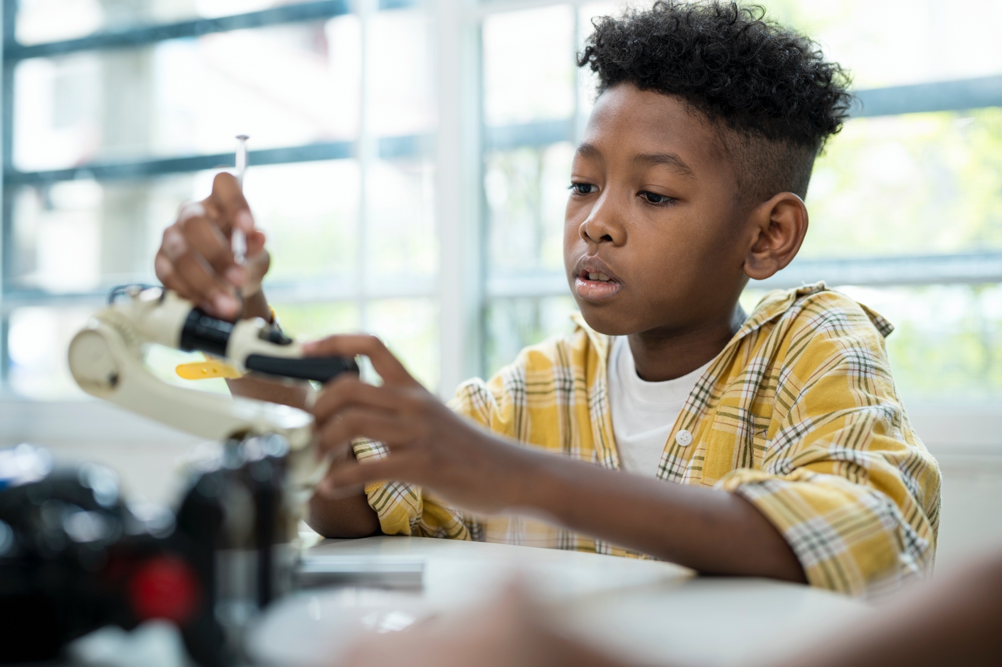 About page Stock Students with robots 3 1310582960